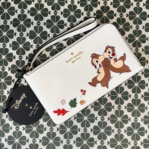 ♠️kate spade Disney X KSNY Chip N Dale Medium Wristlet, Meringue Multi NWT